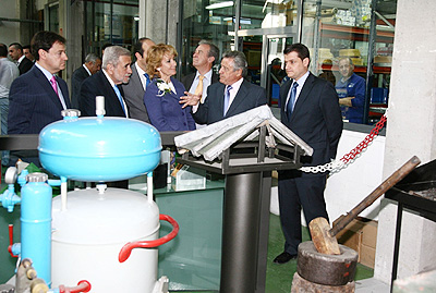 Esperanza Aguirre visita la empresa Hiberlux Iberia