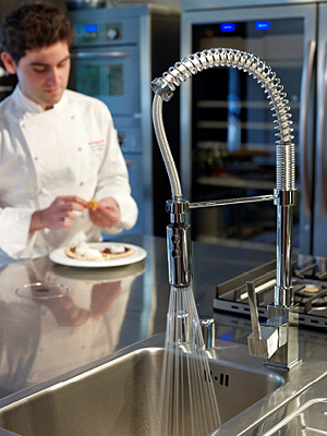 Cocina Semiprofesional con Kuatroplus de Ramón Soler