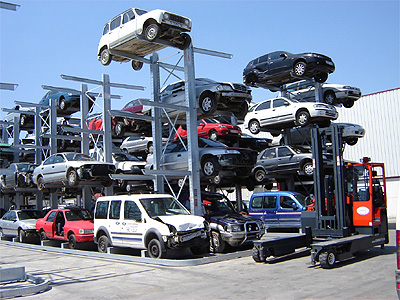 Estanterías para coches en desguaces (CAT) y depósitos municipales de Ohra