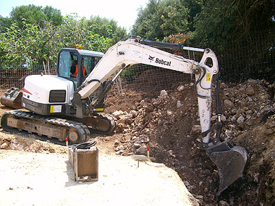 Primera mini excavadora Bobcat E80 en las Islas Baleares