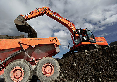 La nueva generación de excavadoras Doosan ofrece gran rendimiento y bajo consumo