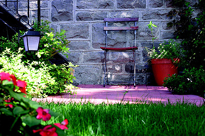 Iluminación Exterior BJC para alargar el verano | Construnario.com