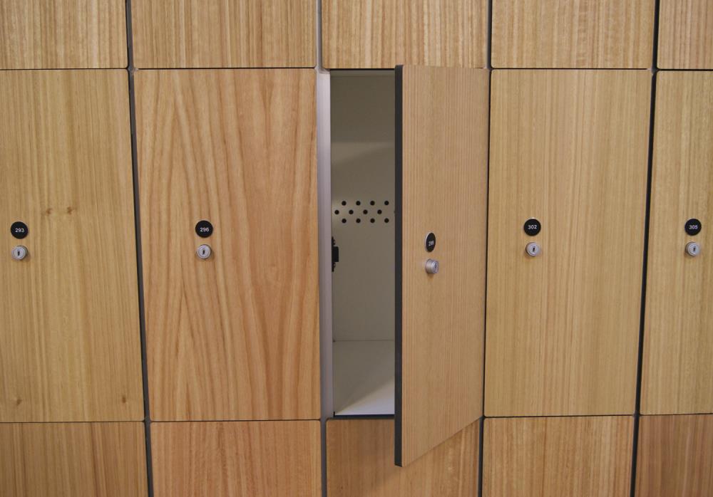 Finsa renueva su tablero Compacmel Plus con nuevo formato y ampliación