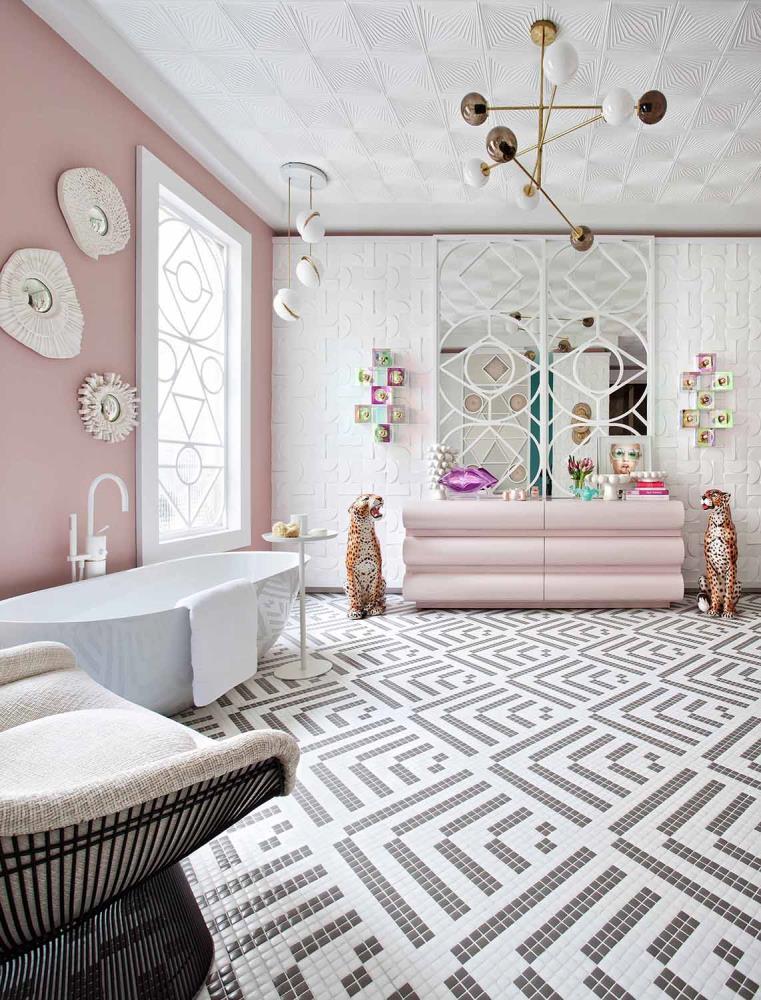 Hisbalit marca tendencia con los suelos y paredes de mosaico en Casa