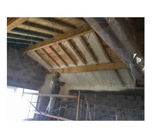 Como aplicar espuma de poliuretano en un techo Como aplicar espuma de poliuretano en un techo