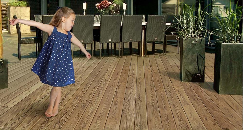 Suelos De Exterior Preparados Para El Buen Tiempo Con Bona Decking Oil 