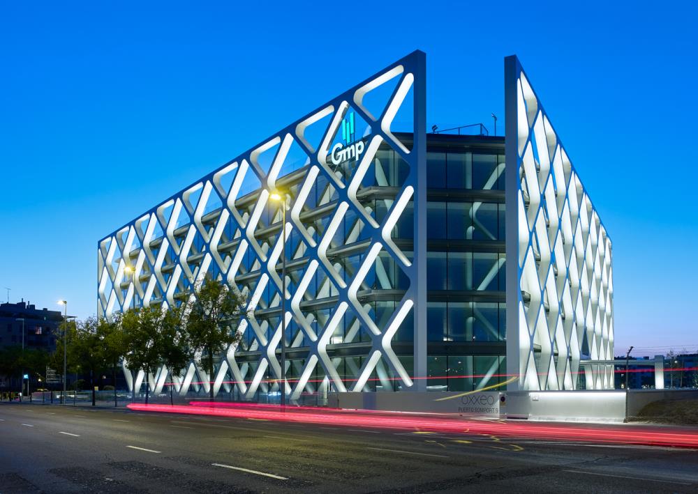 Case study Lamp: Edificio de Oficinas Oxxeo, diseño sostenible y